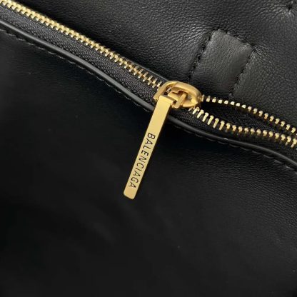 Balenciaga Women Bel Air Medium Carry All Bag in Black Smooth Calfskin 8054812ABAV1000 - 图片 5