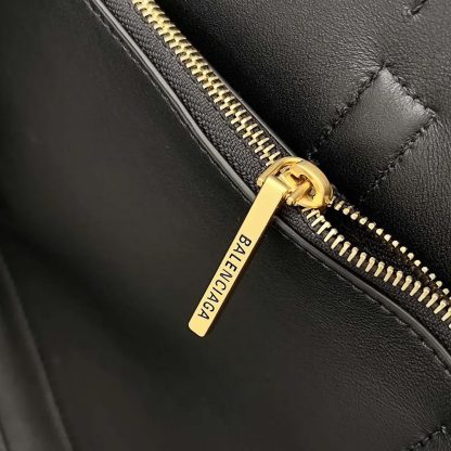 Balenciaga Women Bel Air Small Carry All Bag in Black Smooth Calfskin-Gold - 图片 9