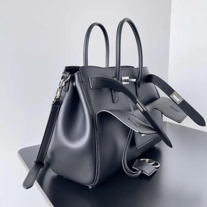 Balenciaga Women Bel Air Small Carry All Bag in Black Smooth Calfskin-Silver - 图片 4