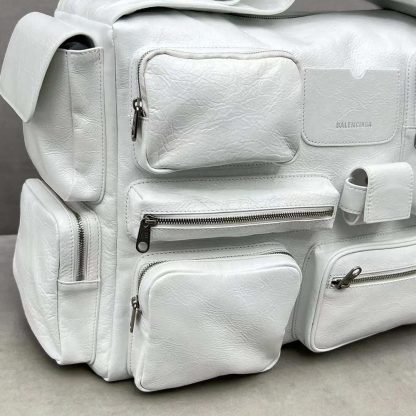 Balenciaga Women Superbusy Large Sling Bag in White 702168210C89104 - 图片 6