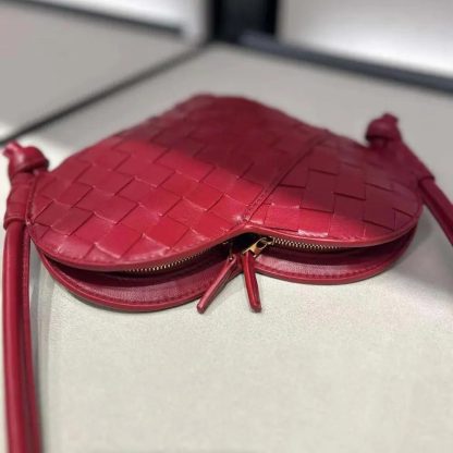 Bottega Veneta Women Mini Solstice Heart-shaped Shoulder Bag in Intrecciato Leather - 图片 4