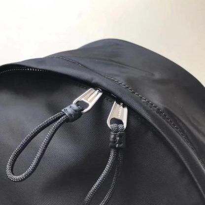 Burberry Men Logo Print ECONYL Backpack-Black 80634951 - 图片 9