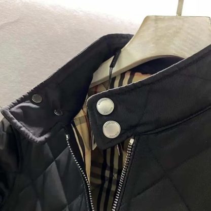 Burberry Men Quilted Thermoregulated Harrington Jacket 80479341 - 图片 9