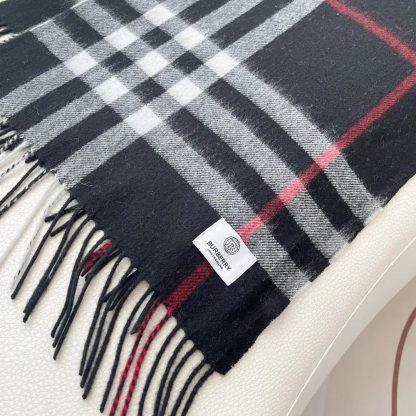 Burberry Unisex Check Cashmere Scarf-Black 80778801 - 图片 7