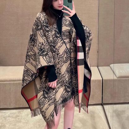 Burberry Women Reversible EKD Check Wool Cape-Brown 80741921 - 图片 3