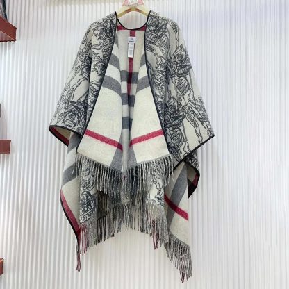 Burberry Women Reversible EKD Check Wool Cape-White 80748511 - 图片 4