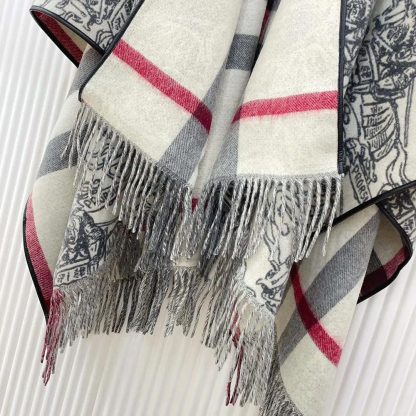 Burberry Women Reversible EKD Check Wool Cape-White 80748511 - 图片 7
