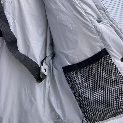 Canada Goose Men Cypress Cropped Puffer in Recycled Feather-Light Ripstop Shiny-Silverbirch - 图片 6