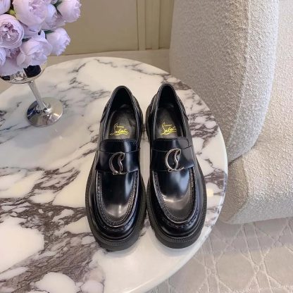 Christian Louboutin Women CL Moc Lug Loafers Abrasivato Calf Leather-Black - 图片 2