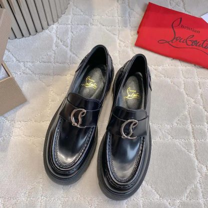 Christian Louboutin Women CL Moc Lug Loafers Abrasivato Calf Leather-Black - 图片 3