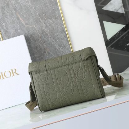 Dior Men Hit the Road Messenger Bag with Flap Khaki Dior Gravity Leather - 图片 3