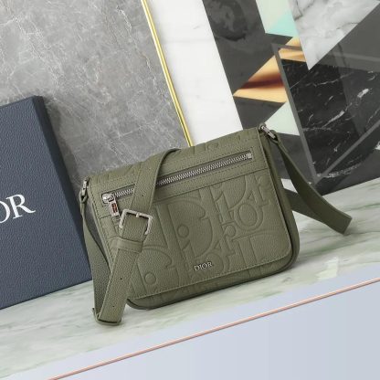Dior Men Messenger Bag with Flap Khaki Dior Gravity Leather and Khaki Grained Calfskin - 图片 2