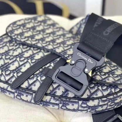 Dior Men Saddle Bag Beige and Black Dior Oblique Jacquard 1ADPO093YKY - 图片 8