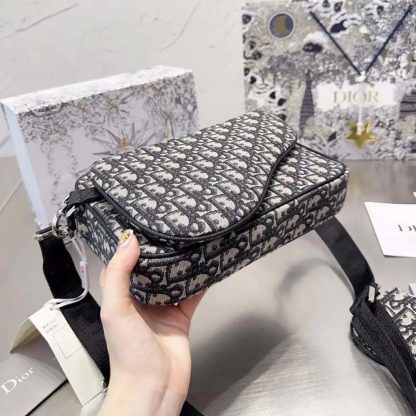 Dior Men Saddle Triple Pouch Beige and Black Dior Oblique Jacquard - 图片 6