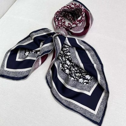 Dior Unisex Dior Oblique Diortwin 90 Square Scarf Burgundy and Navy Blue Silk Twill - 图片 4