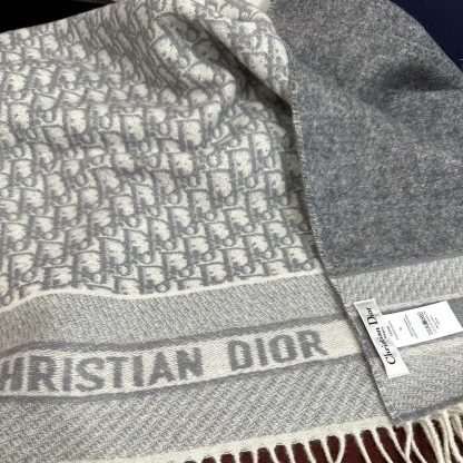 Dior Unisex Oblique Scarf Ecru and Gray Cashmere - 图片 10
