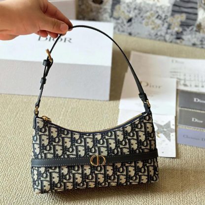 Dior Women 30 Montaigne Cigale Mini Bag Blue Dior Oblique Jacquard - 图片 3