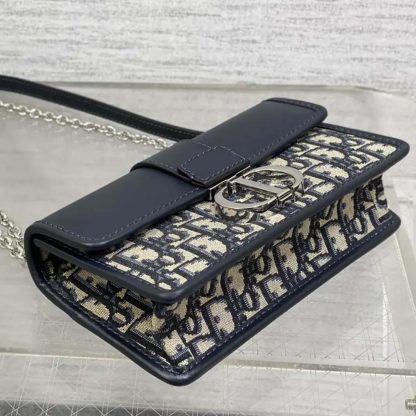 Dior Women 30 Montaigne East-West Bag with Chain Blue Dior Oblique Jacquard and Smooth Calfskin - 图片 5