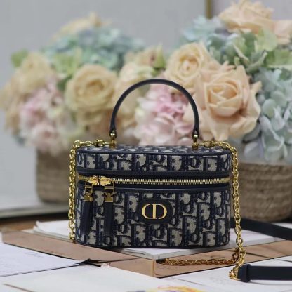 Dior Women 30 Montaigne Mini Vanity Case Blue Dior Oblique Jacquard - 图片 2
