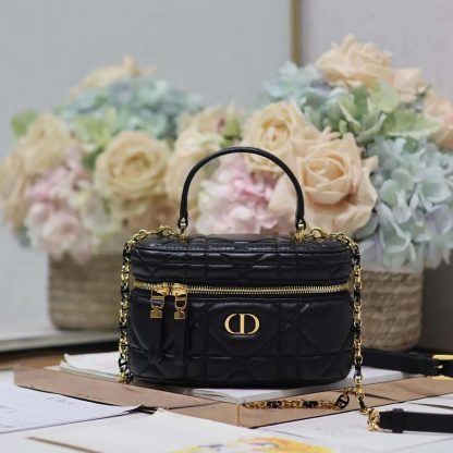 Dior Women Caro Mini Vanity Case Black Macrocannage Lambskin - 图片 2