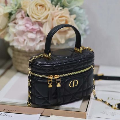 Dior Women Caro Mini Vanity Case Black Macrocannage Lambskin - 图片 6