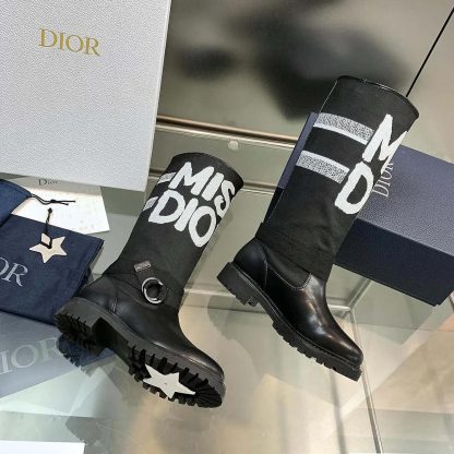 Dior Women D-Major Boot Black Technical Fabric with White Miss Dior Graffiti Print - 图片 2