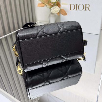 Dior Women Dior Groove 20 Bag Black Macrocannage Calfskin - 图片 4