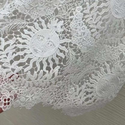 Dior Women Dioriviera Cropped Short-Sleeved Top Ecru Toile de Jouy Soleil Technical Cotton Lace - 图片 5