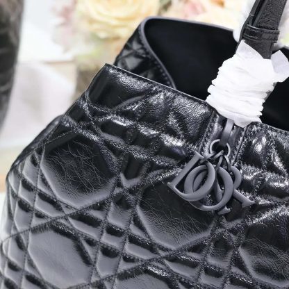 Dior Women Large Dior Toujours Bag Black Macrocannage Crinkled Calfskin - 图片 7