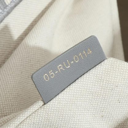 Dior Women Medium Dior Book Tote Gray Dior Oblique Embroidery and Calfskin - 图片 9