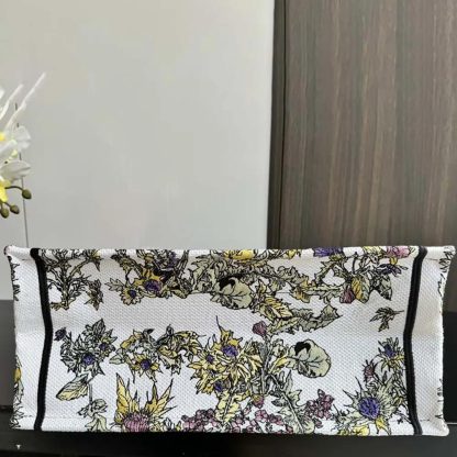 Dior Women Medium Dior Book Tote Latte Embroidery with Yellow Multicolor Dior Chardons Motif - 图片 5