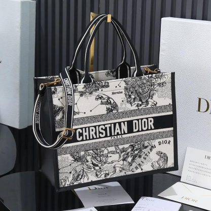 Dior Women Medium Dior Book Tote Latte and Black Dior Zodiac Embroidery with Black Calfskin - 图片 2