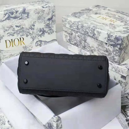 Dior Women Medium Lady Dior Bag Black Ultramatte Cannage Calfskin - 图片 6