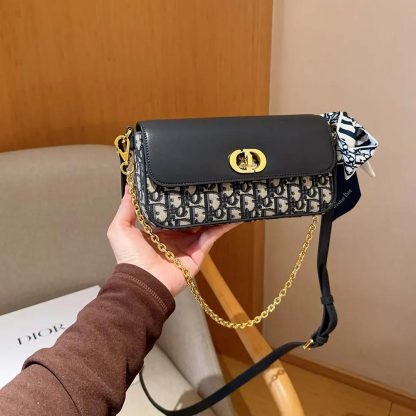 Dior Women Miss Caro Pouch with Chain Blue Dior Oblique Jacquard and Smooth Calfskin - 图片 3