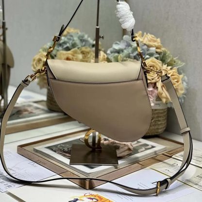 Dior Women Saddle Bag with Strap Two-Tone Biscuit and Trench Beige Supple Calfskin - 图片 4