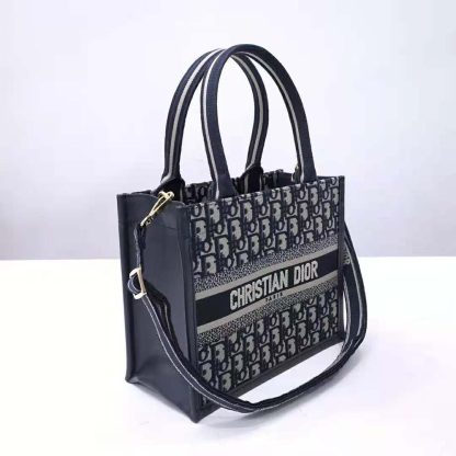 Dior Women Small Dior Book Tote Blue Dior Oblique Embroidery and Calfskin - 图片 4