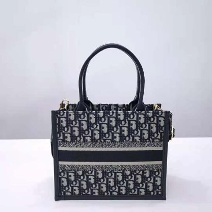 Dior Women Small Dior Book Tote Blue Dior Oblique Embroidery and Calfskin - 图片 10
