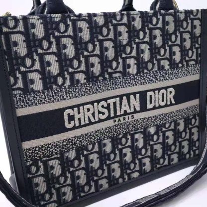 Dior Women Small Dior Book Tote Blue Dior Oblique Embroidery and Calfskin - 图片 9
