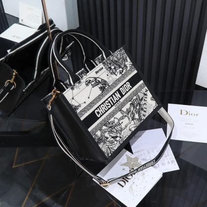 Dior Women Small Dior Book Tote Latte and Black Dior Zodiac Embroidery with Black Calfskin - 图片 6
