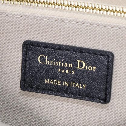 Dior Women Small Dior Book Tote White and Navy Blue Toile de Jouy Sauvage Embroidery - 图片 10