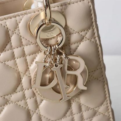 Dior Women Small Lady Dior Bag Two-Tone Trench Beige and Latte Cannage Lambskin - 图片 9