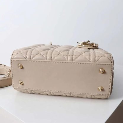 Dior Women Small Lady Dior Bag Two-Tone Trench Beige and Latte Cannage Lambskin - 图片 6