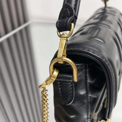 Fendi Women Baguette Mini Black Nappa Leather Bag with FF Motif - 图片 6