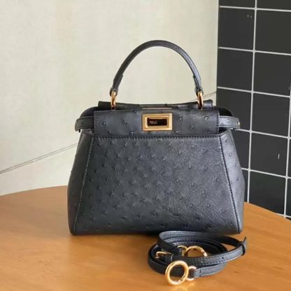 Fendi Women Peekaboo Iconic Mini Black Ostrich Leather Bag - 图片 2