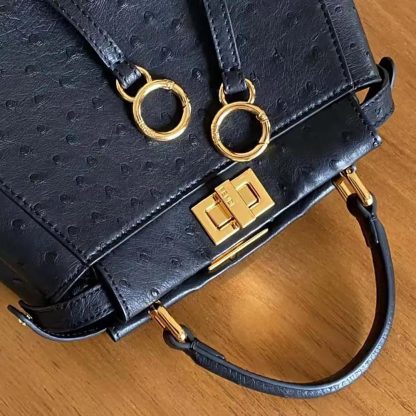 Fendi Women Peekaboo Iconic Mini Black Ostrich Leather Bag - 图片 6