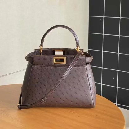 Fendi Women Peekaboo Iconic Mini Bordeaux Ostrich Leather Bag - 图片 2