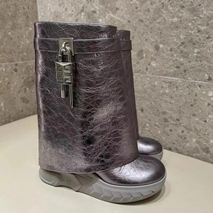 Givenchy Women Shark Lock Biker Ankle Boots in Laminated Leather - 图片 5
