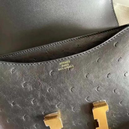 Hermes Women Constance 19 Bag Nata Ostrich Leather-BlackGold - 图片 8