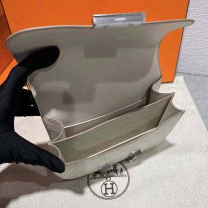 Hermes Women Constance 19 Bag Nata Ostrich Leather-WhiteSilver - 图片 4