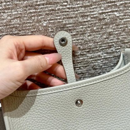 Hermes Women Evelyne 16 Amazone in Clemence Leather-BeigeSilver - 图片 5